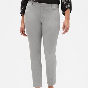 ✨ SHIPS FREE ✨ Sloan Pant - Heather Grey. Lightly Worn. Well Cared For.